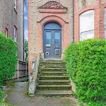 Pass The Keys Exquisite Flat - Ten Minutes To Central London